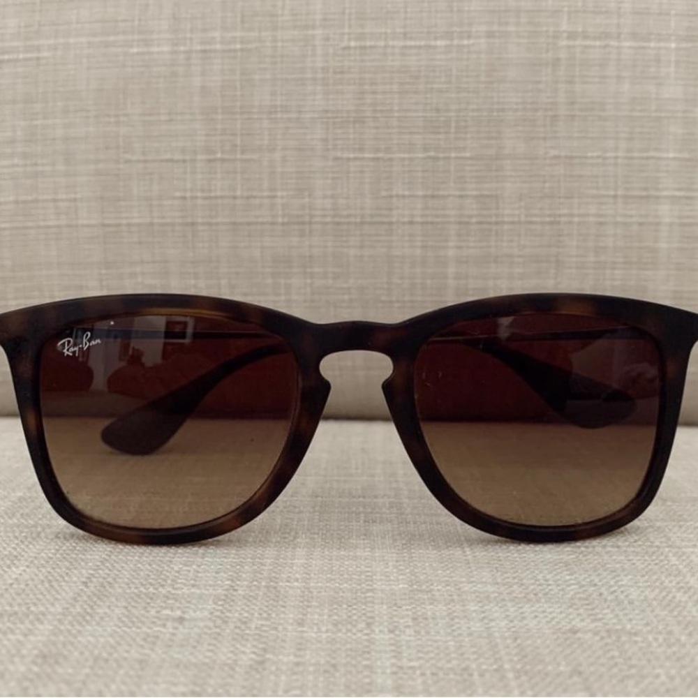 Ray-ban Chris Model sunglasses